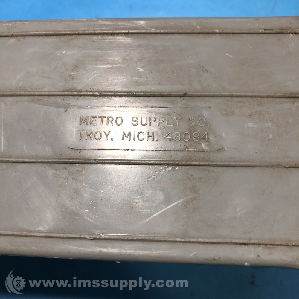Metro Gray Storage Bin USIP