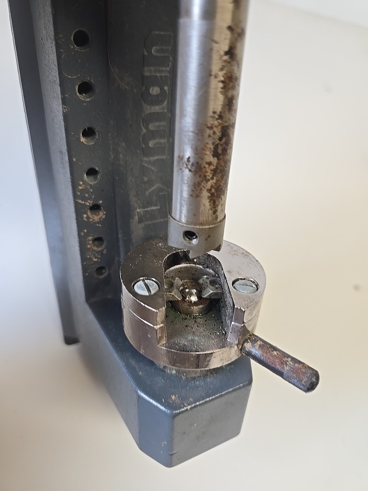 lyman universal case trimmer (Functional Poor Condition)