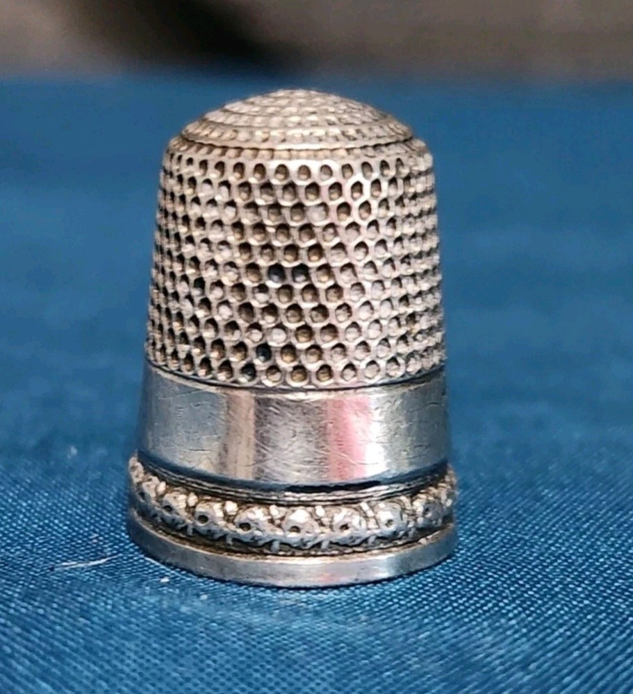 Antique Sterling Silver Thimble Size 7 (Unknown Marker Mark)