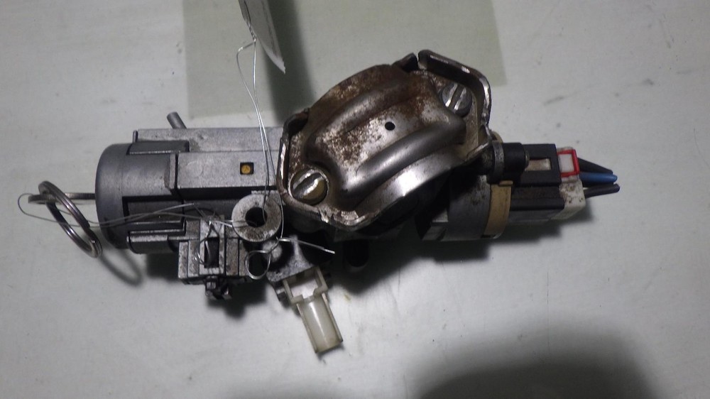 03 MAZDA PROTEGE Ignition W/Key