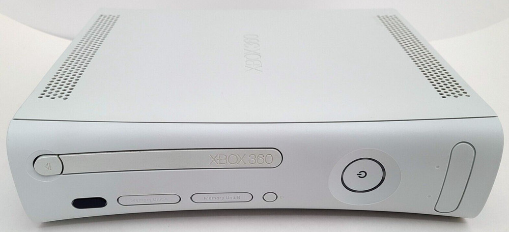 Microsoft XBox 360 Core White Video Game Console Gaming System 2 CONTROLLERS