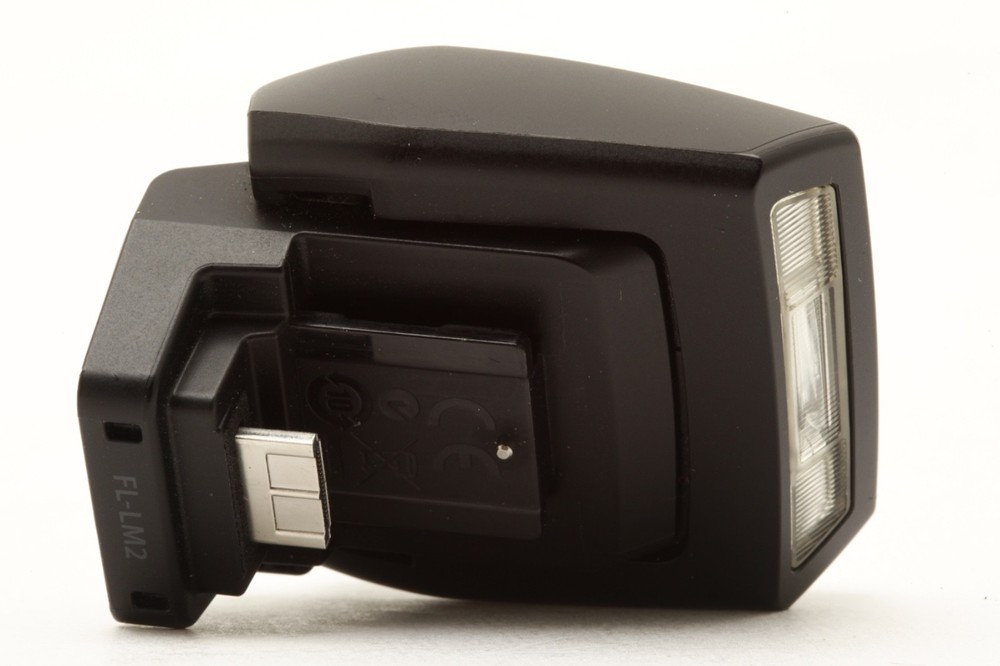 Olympus FL-LM2 Flash for Micro Four Thirds (E-M1, E-M5) with Case #50318