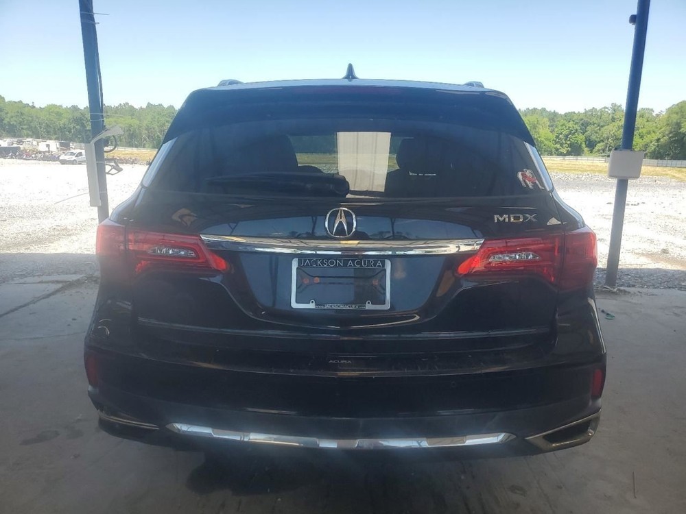 MDX 2017 Glove Box 4694809