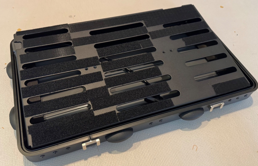 PRE-OWNED | Boss BCB-1000 Pedalboard