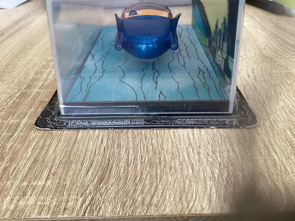 BATMAN #112 BOAT DIE-CAST MODEL