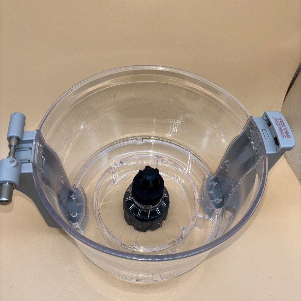 Magic Veggie Bullet VB-102 Replacement Part Spiralizing Main Bowl 2A Spiralizer