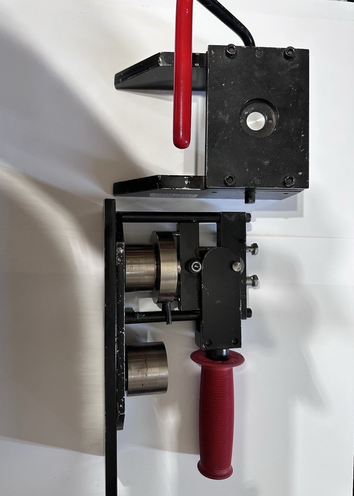 Tecre Model 100 1” 1 inch Button Machine w/ Graphic Punch