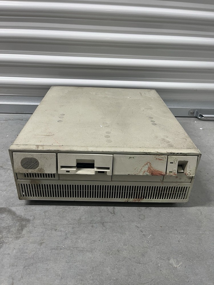 IBM Personal System/2 Model 70 386 Desktop Computer - UNTESTED / FOR PARTS *READ