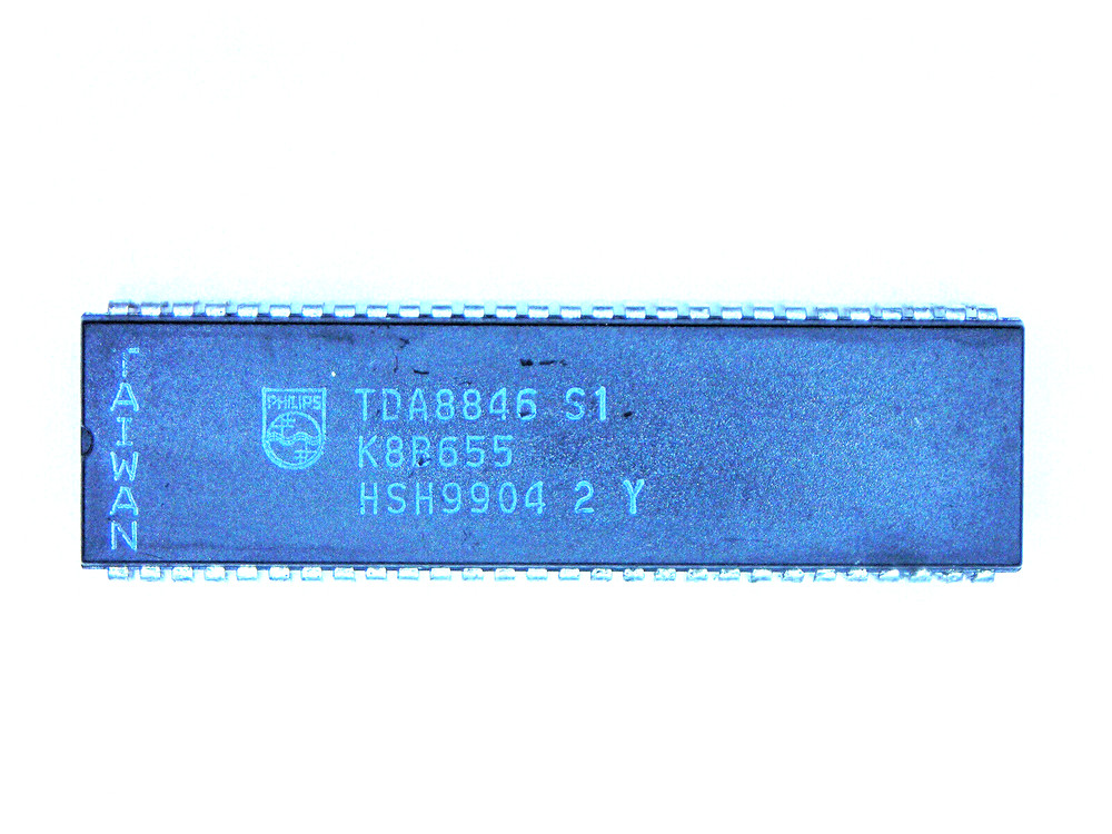 TDA8846S  "Original" Philips  56P DIP IC  1  pc