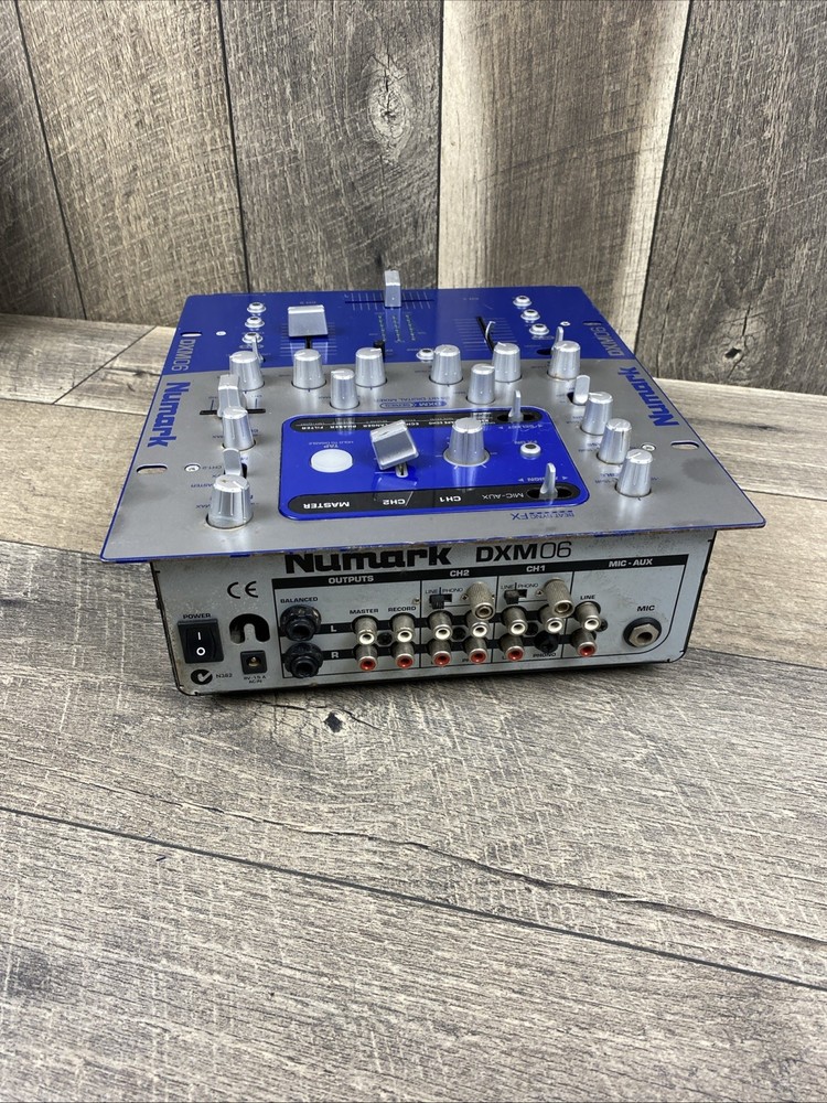 Numark DXM06 24Bit Digital DJ Scratch Mixer + Effects - Used⚠️read⚠️