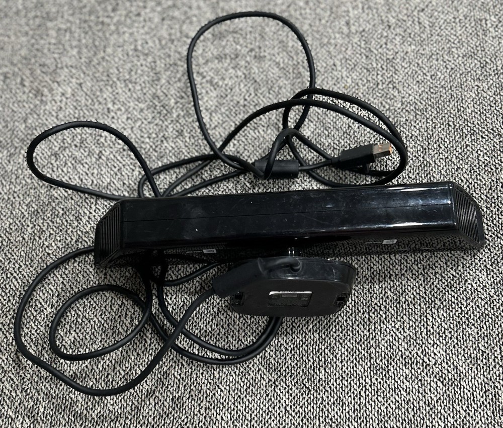 MICROSOFT Xbox 360 KINECT Black Sensor Bar Model # 1414