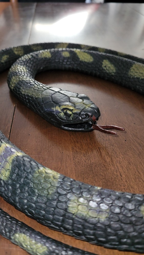 PYTHON 2007 Toy Major Trading Co Ltd. Made in China