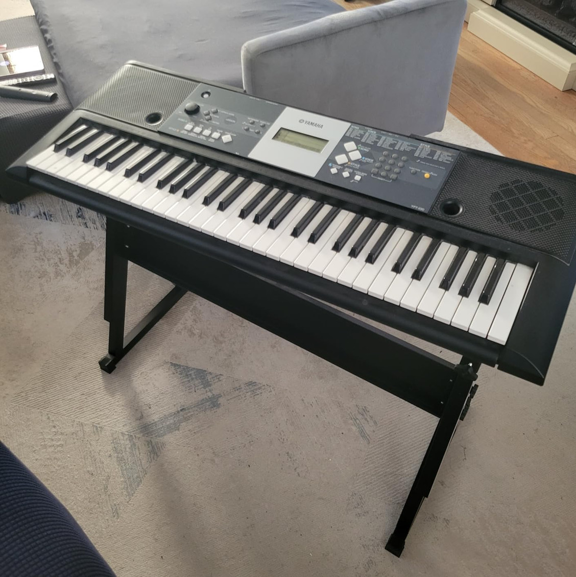 Adjustable Sturdy Z-Stand Electronic Keyboard Stand Compatible for 61~88 Keys