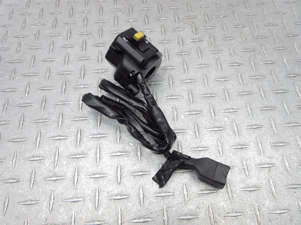 2002 99-02 Buell S3 S3T Thunderbolt Left Handlebar Control Switch Handle Bar