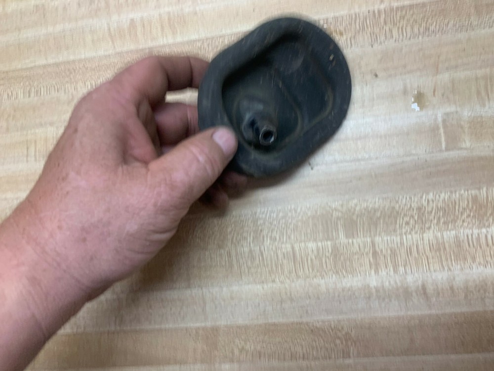 2003-2008 ELEMENT SHIFT CABLE BOOT SEAL FOR FIREWALL/FLOOR (WITH AUTOMATIC)