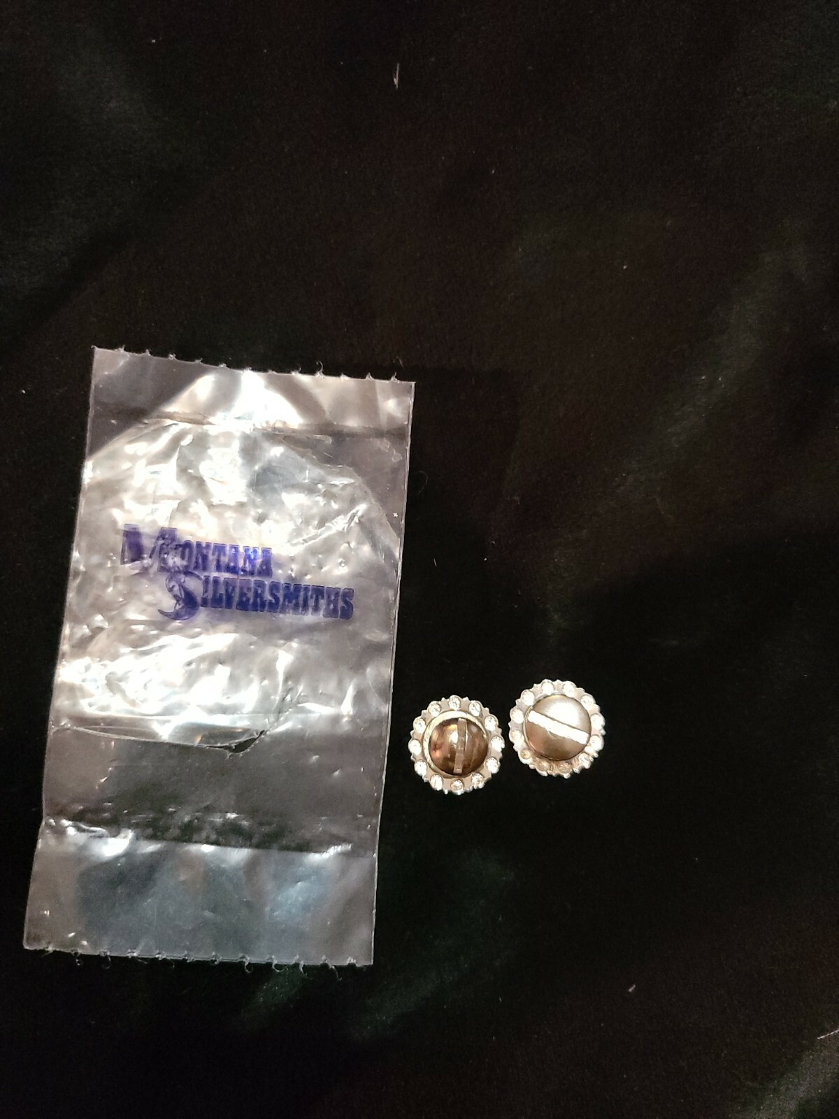 Montana Silver Berry Conchos 1/4 in. For Reins or Headstall. New 1 pair.