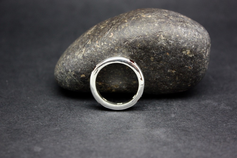 SOLID SILVER with 4 GARNETS set in RING .925 STERLING SILVER FREE SHIPPING