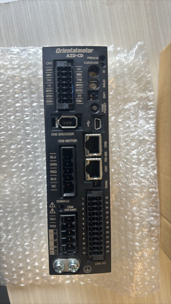 MINT CONDITIONORIENTAL MOTOR AZD-CD DRIVER *