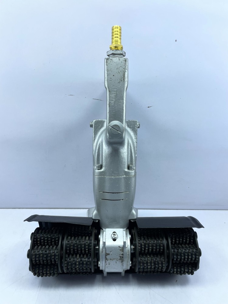 Aurand 592264 MP6E Pneumatic Deck Scaler Paint Rust Remove Tool Cleaning Area12"