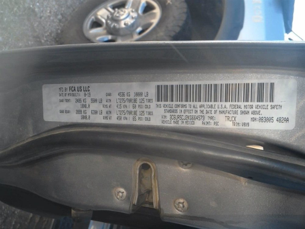 RAM2500 2019 High Mounted Stop Light 104918122