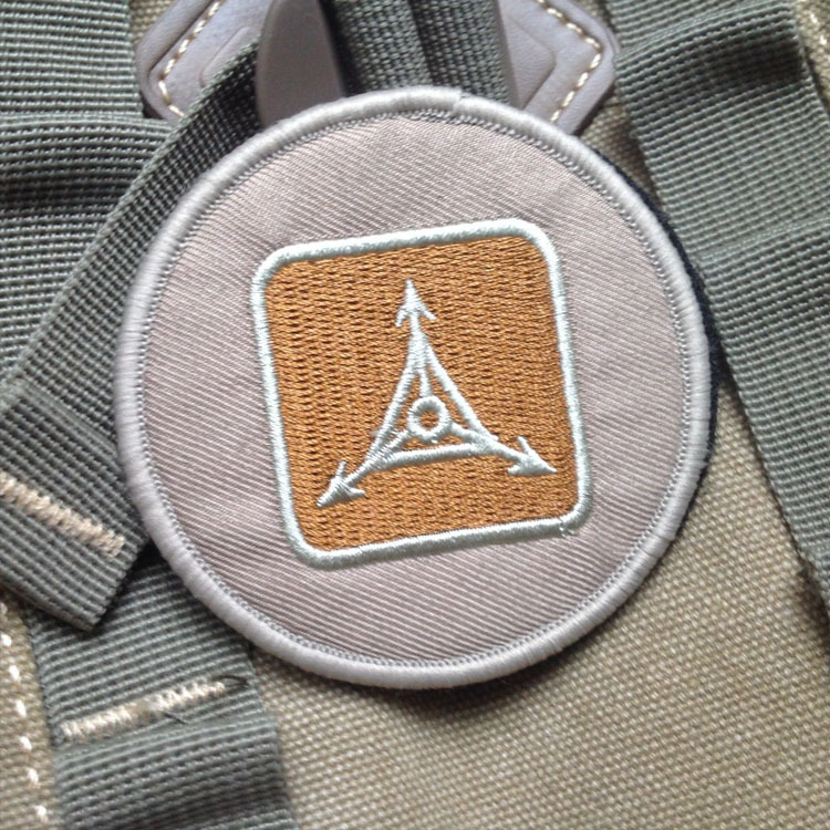 2PCS RETRO TAD GEAR TRIPLE AUGHT TACTICAL AIRSOFT BADGE HOOK & LOOP PATCH TAN