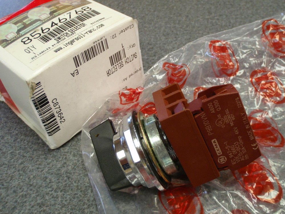 INGERSOLL RAND 85646768 SELECTOR SWITCH *NEW IN BOX*