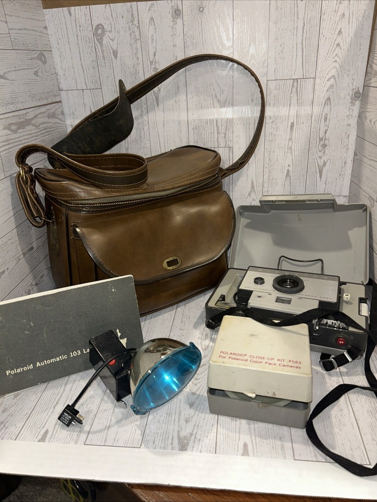 RARE VINTAGE Polaroid Automatic 103 Land Camera-  untested, Including Case