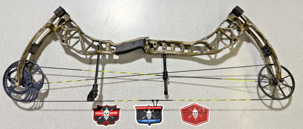 BEAR ADAPT PLUS...RH...MOSSY OAK BOTTOMLANDS