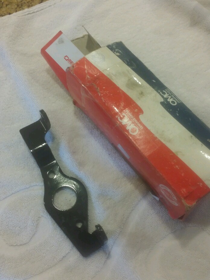 EVINRUDE JOHNSON BRACKET 332895