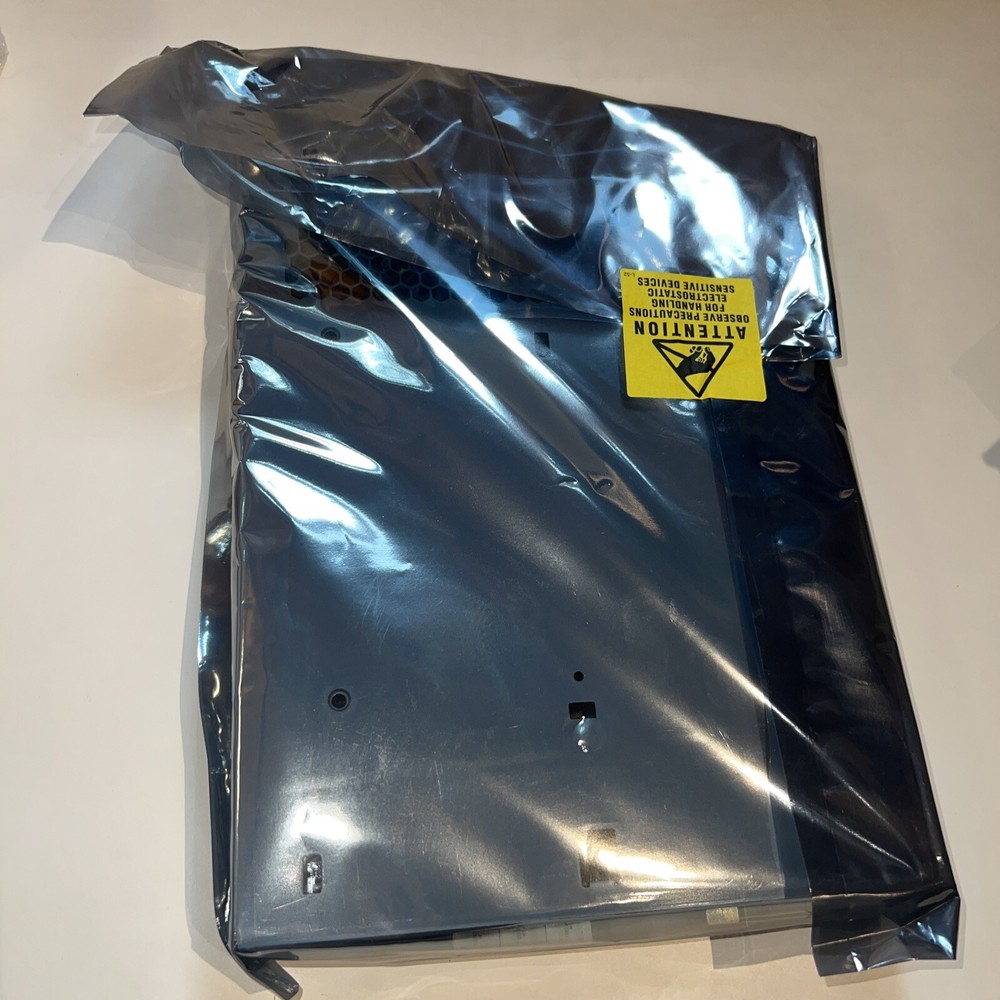 NetApp 111-00128+B3 IOM3 PlugIn Ethernet Controller Module 0948580-23 ,new!