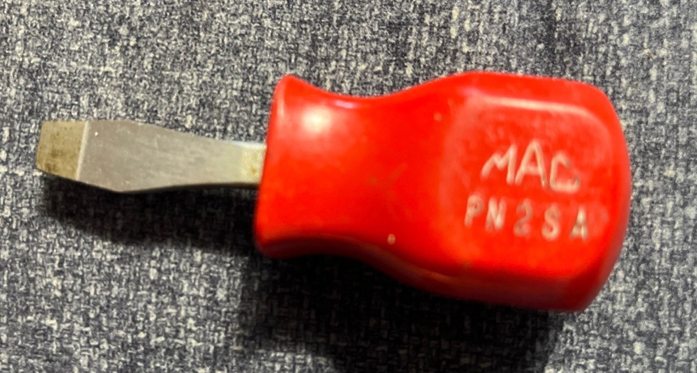 MAC TOOLS PN2SA Stubby 5/16" Red Flat Head Screwdriver