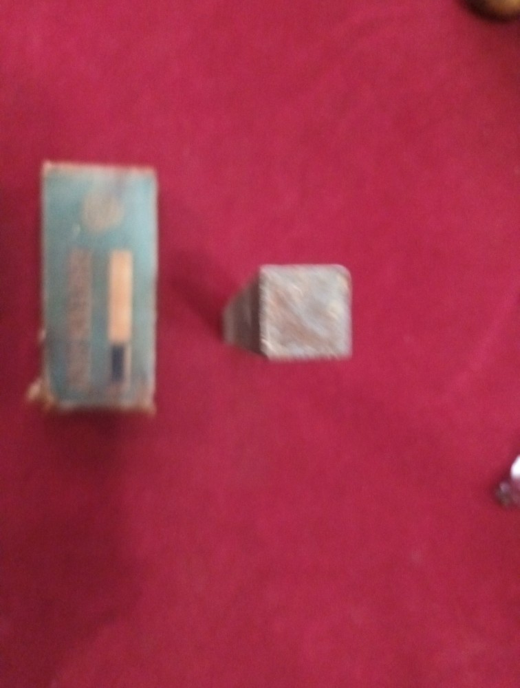 Two Silicon Carbide Fine Slip Stones