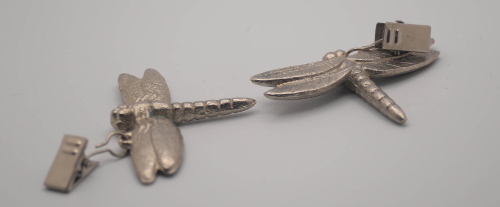 8 Dragonfly Clip On Tablecloth Weights
