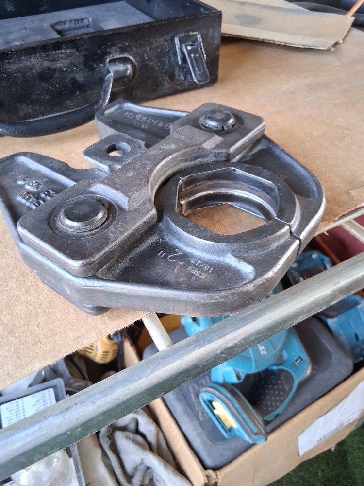 NIBCO 2"" PRESS JAWS And Case Only