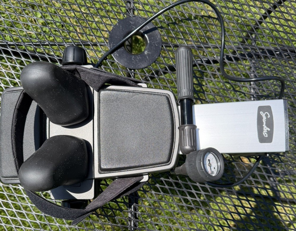 Saunder Cervical Traction Device with Carrying Case