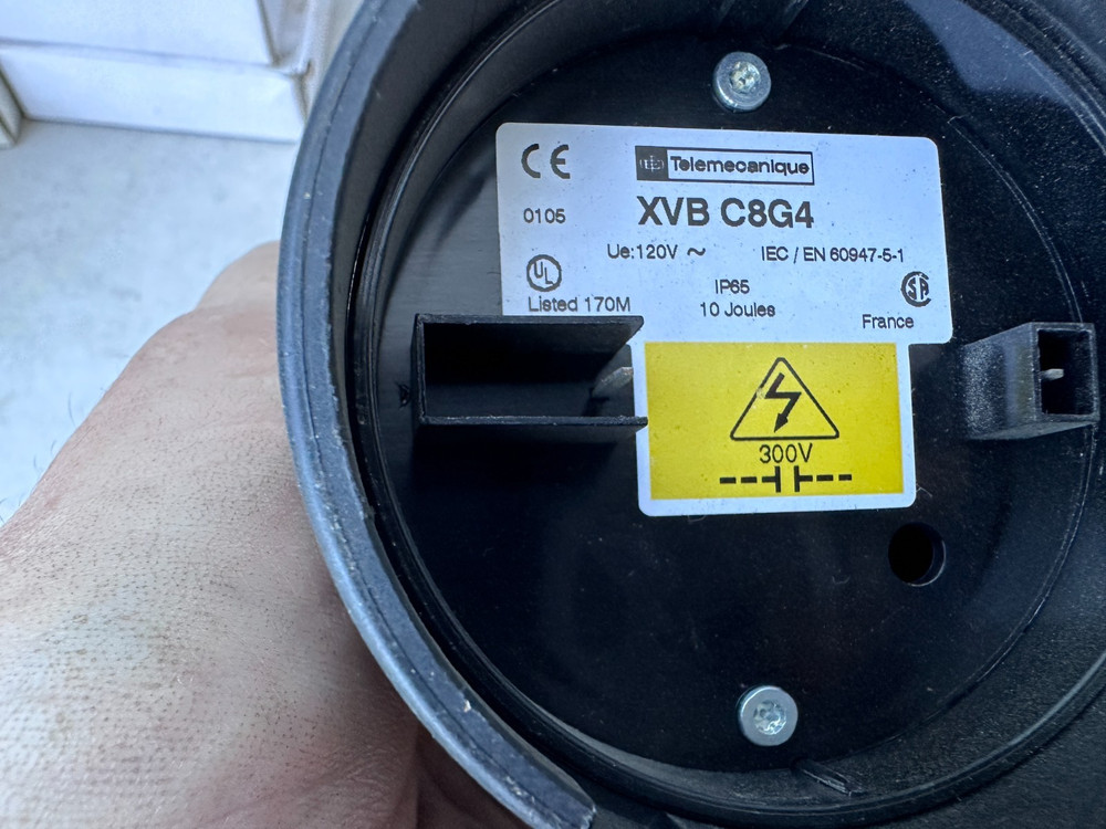 TELEMECANIQUE XVB C8G4 RED STROBE LIGHT UNIT