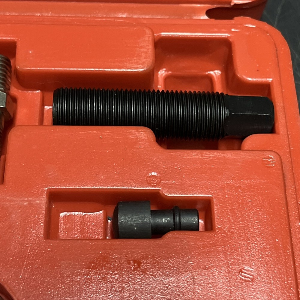 US General Pulley Remover And Installation Set. Complete. Never Used. NICE!