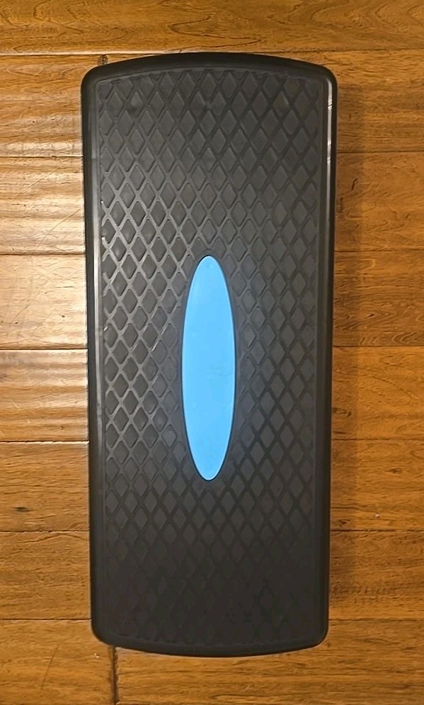 Aerobic Adjustable Stepper Platform Non-Slip Workout Step Trainer-Black/Blue