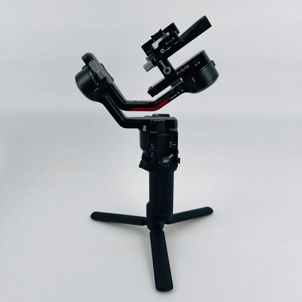DJI RS 4 3-Axis Camera Stabilizer P14C