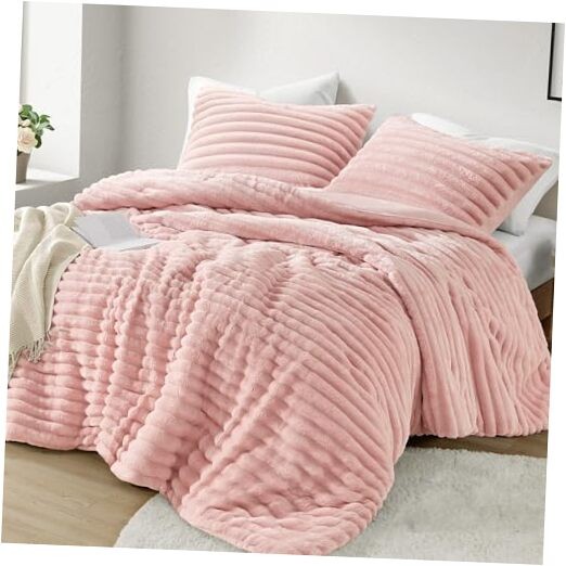 Queen Comforter Set, Cozy Plush Bedding, Microfiber Reverse, 3 Full/Queen Pink