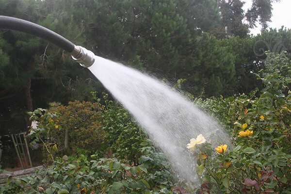 SPRAY HEAD Garden Hose Irrigation Watering Attachment Aluminum Metal Sprayer