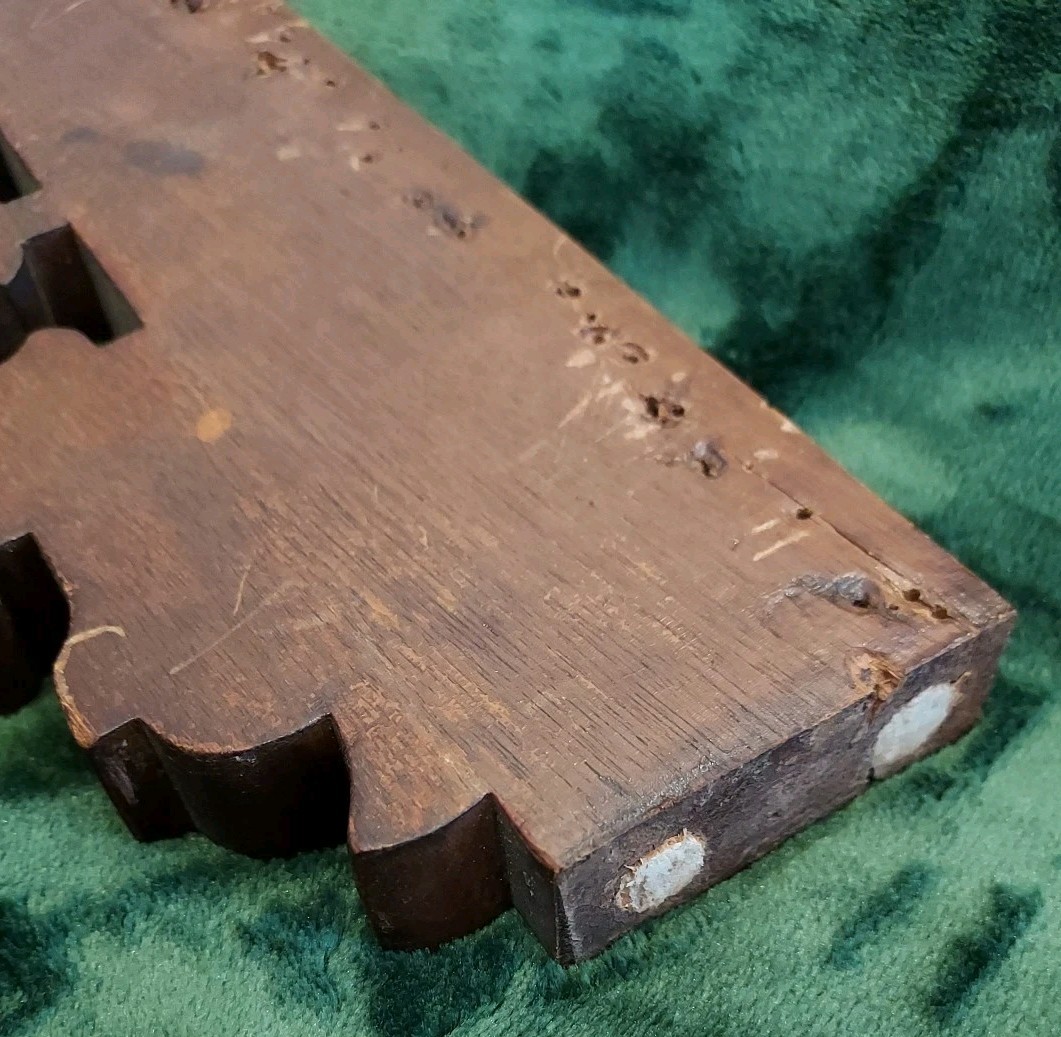 ANTIQUE FURNITURE SALVAGE Carved Wood Solid Walnut Leaves Pediment Crafter 12.5"