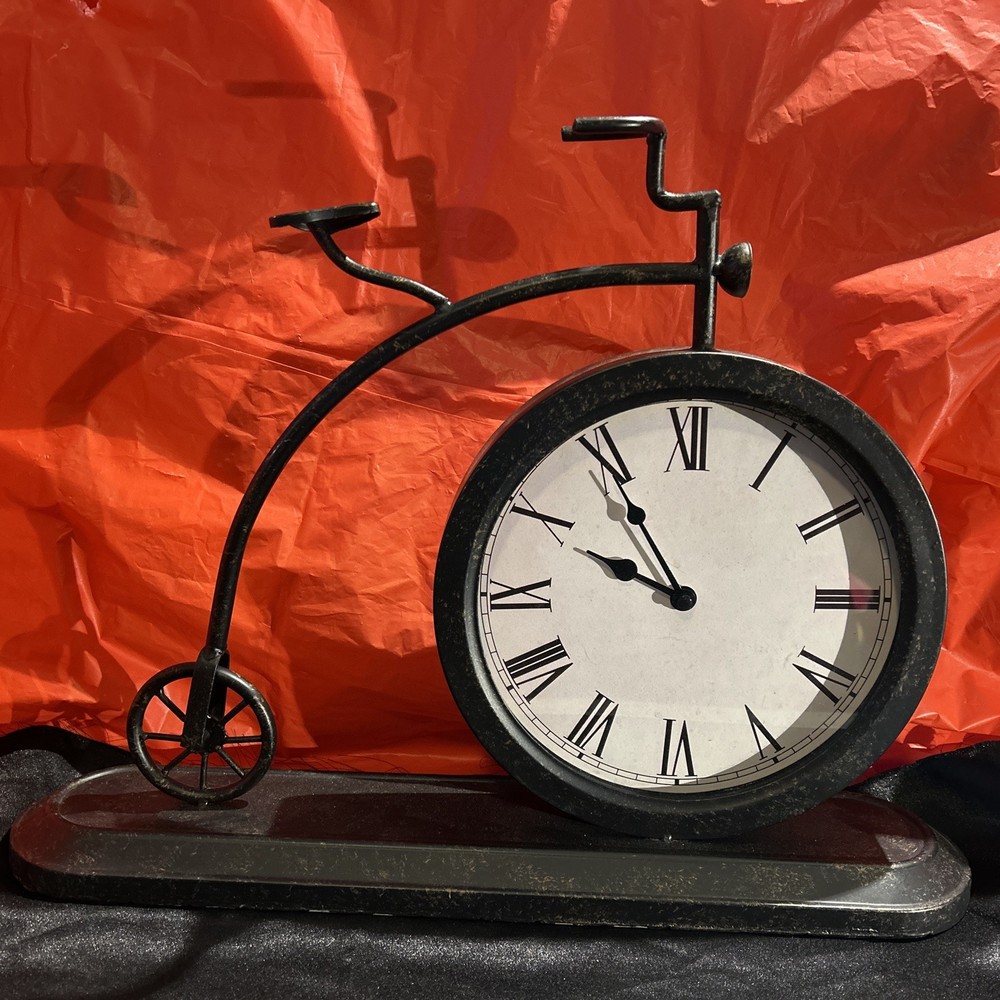 Bicycle Iron Metal Clock . Works