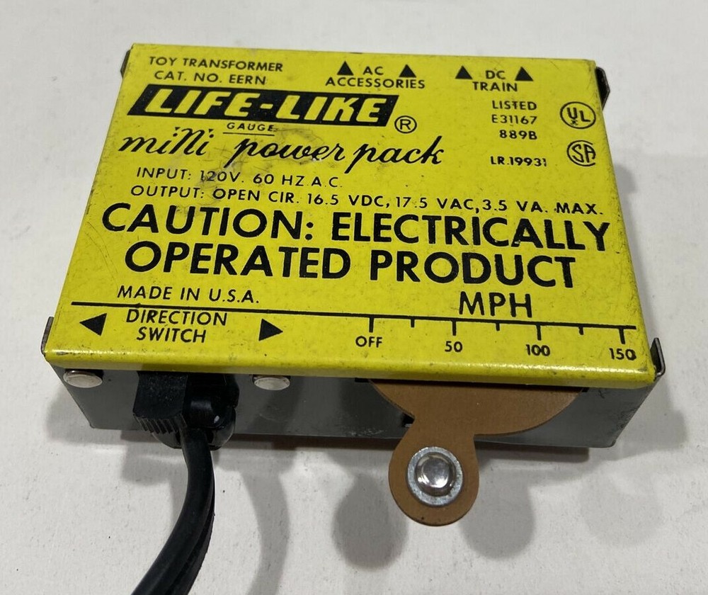Life-Like Mini Power Pack Transformer Input 120V E31167 ( Yellow / Untested)