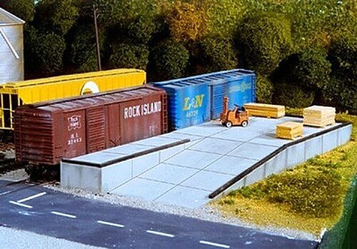 Pike-Stuff Loading Docks & Ramp Kit - HO Scale Model Railroad Building