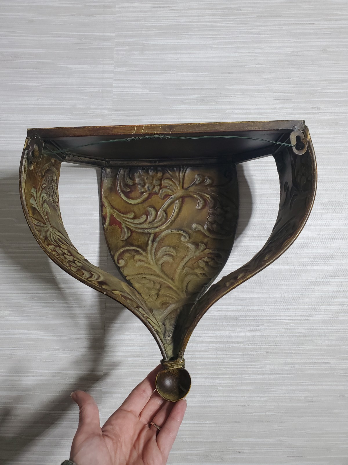 Large Ornate Tuscan Style Metal Wall Sconce 12" x 11" x 6"