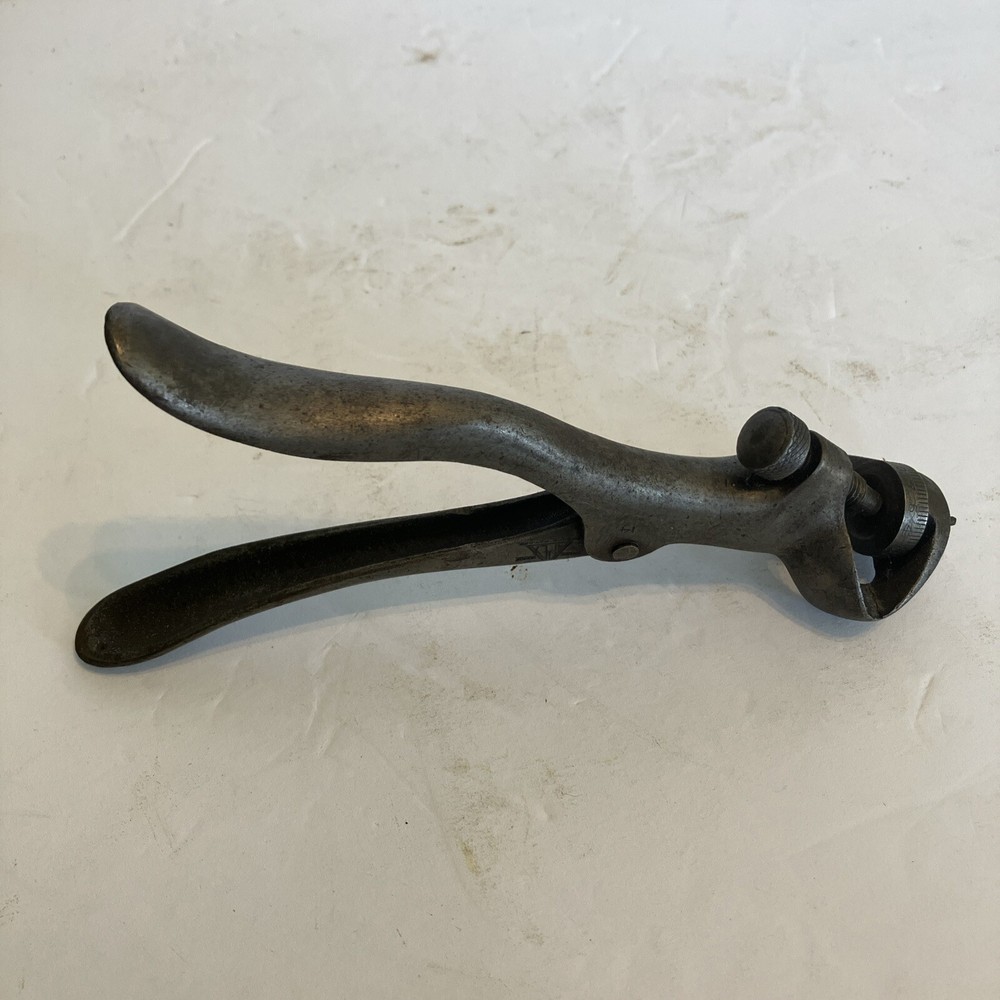Vintage Apex Saw Set Tool