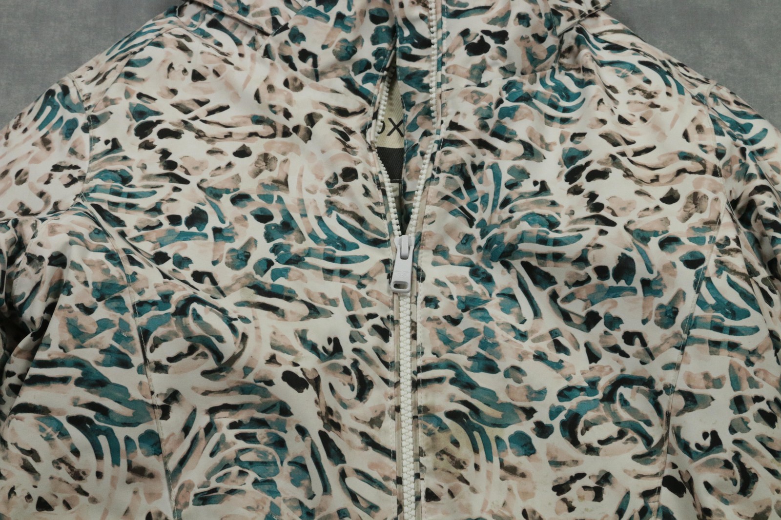 Roxy Ski Jacket Girls 12 Beige Animal Print DryFlight 10K Hooded Winter Coat