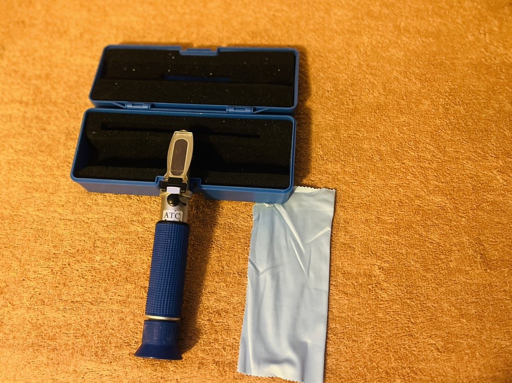 Agtec Portable Refractometer With Copper ATC (0-32 Brix)