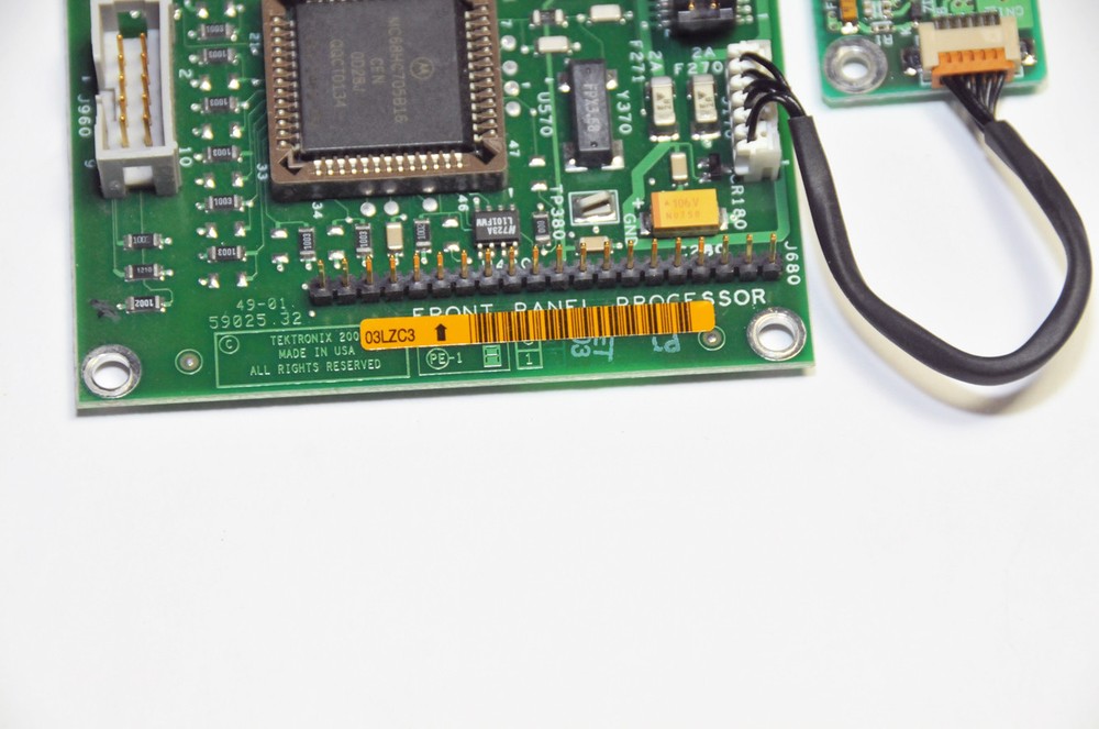 Tektronix Front Panel Processor w/ Inverter for WFM700HD Waveform Monitors